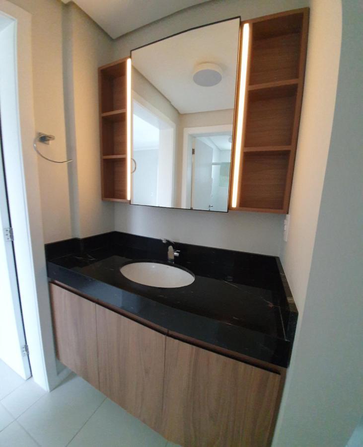 Apartamento Vista Mar Ingleses ฟลอเรียนอโปลิส ภายนอก รูปภาพ